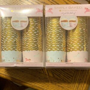 Gold and White Baking Cups